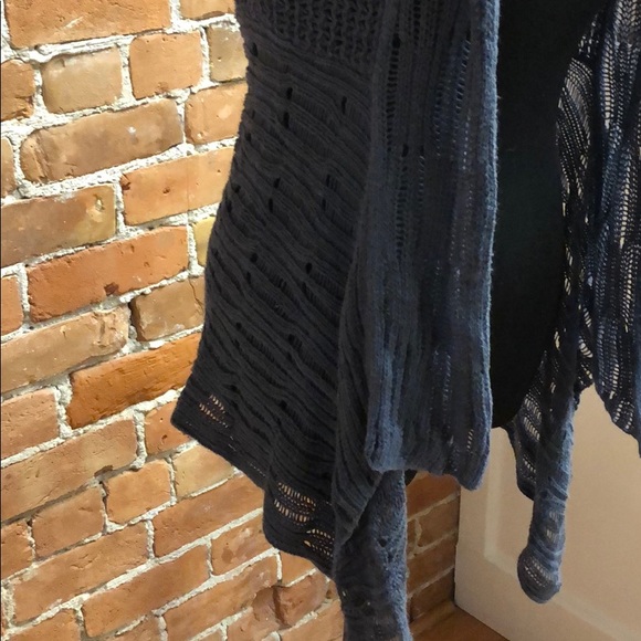 CAbi Knitted cardigan - Picture 3 of 5